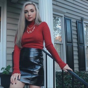 NWT Forever 21 black vinyl skirt S